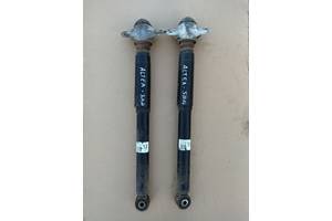 1K0512011QF задние амортизаторы сеат альтеа Б/у амортизатор задний/передний для Seat Altea 2010