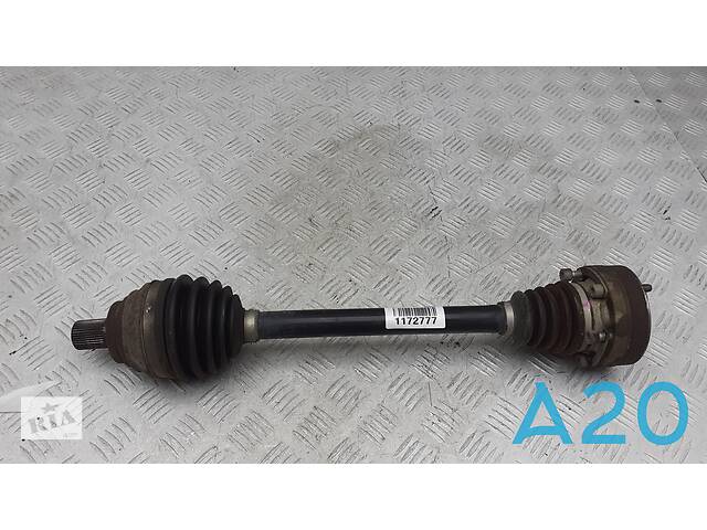 5C0407271AR - Б/у Полуось на VOLKSWAGEN BEETLE 2.5 2013 г.