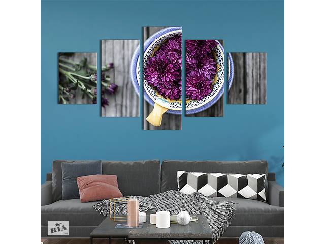 Картина на холсте KIL Art Фиолетовая хризантема на старом столе 112x54 см (781-52)