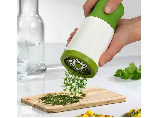 Мельница для зелени Herb Grinder 8296 6х7.3х17 см