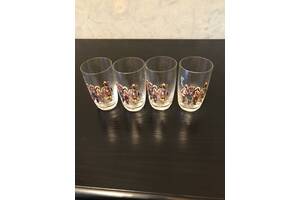 Набір скляних стаканчиків з зображенням 4-х мушкетерів.