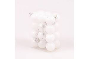 Набор пластиковых новогодних шаров Flora 24 шт D-5 см Белый (44413)