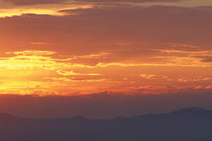 Наклейки кухонный фартук Zatarga 'Закат солнца в горах' 600х2500 мм Оранжевый (Z180268)