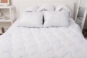 Одеяло Kris-Pol Голд холофайбер 150*210 плотность 400 Зимнее Белый