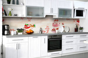 Наклейка на скинали Zatarga на кухню «Клубничный торт-суфле» 600х2500 мм виниловая 3Д наклейка кухонный фартук