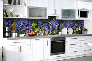Наклейка на скинали Zatarga на кухню «Насыщенные грозди» 600х2500 мм виниловая 3Д наклейка кухонный фартук самоклеящаяся