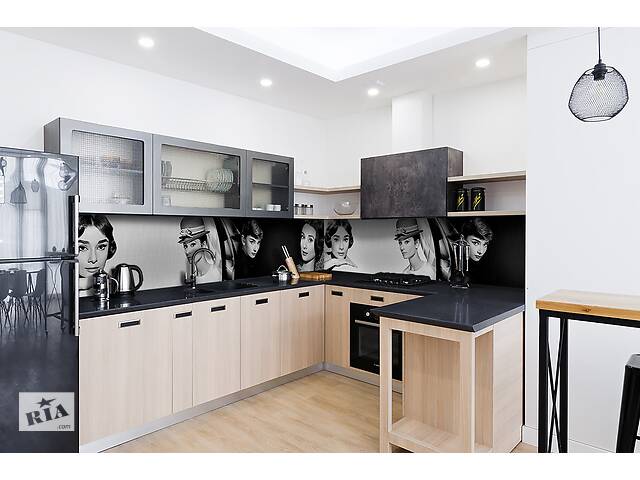 Наклейка на скинали Zatarga на кухню «Одри Хепберн» 600х2500 мм виниловая 3Д наклейка кухонный фартук самоклеящаяся Z... - Фото 3