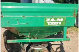 Amazone ZAM 1201 розкідувач добрива.