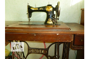Антикварная швейная машинка Singer