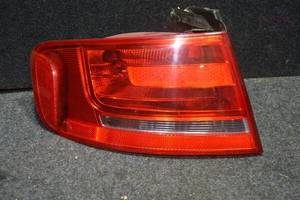 Audi A4 B8 Sedan Фара лівий зад