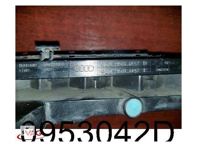 Audi Q7 Lift (2009-2015) 4L. Габаритная правая фара. Подержанный оригинал, без повреждений. (З.К. B295) - Фото 3