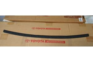 Накладка порогу багажника Toyota Avensis 3 PZ415-T9521-00
