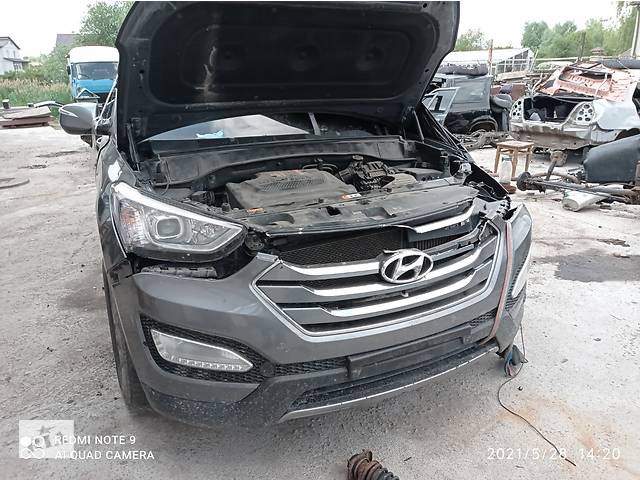 Б/у передний бампер для Hyundai Santa FE 2012-2018.