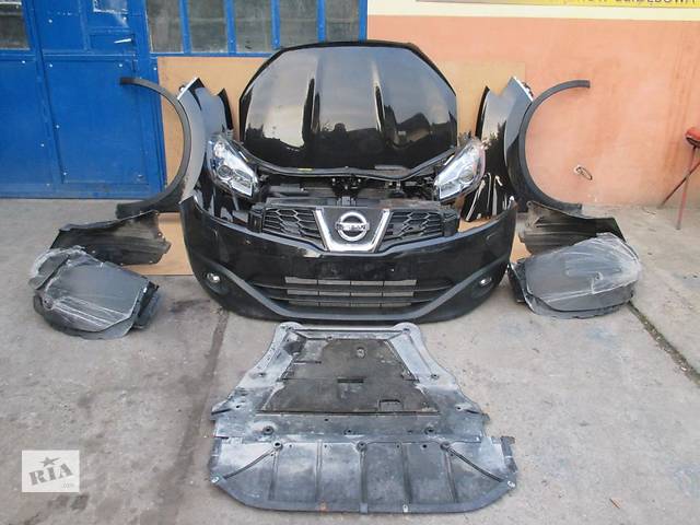 Б/у Бампер передний Nissan Qashqai 2010