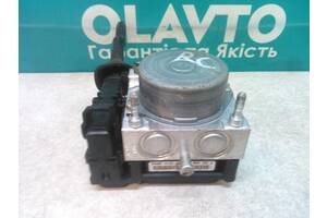 Б/у Блок ABS Renault Clio III 2005-2014. 8200747140.