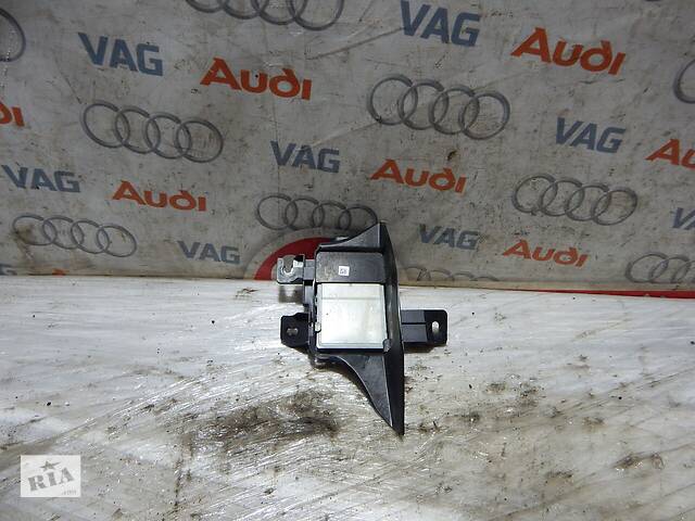 Б/У Блок управління зміни смуги руху AUDI A6 A7 A8 Q7 Q8 4N0907566E