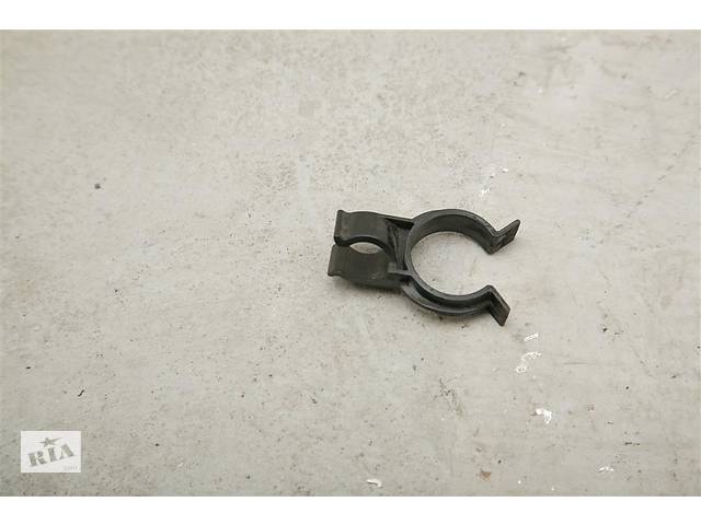 Б/у Держатель проводки на SUBARU Legacy Outback (B13) 2006-2009 81904AG110