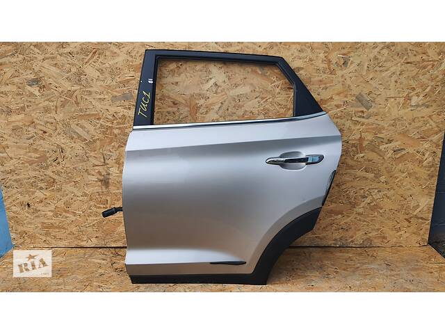 Дверь задняя левая Hyundai Tucson 2015-2021 голая серебро - Фото NaN