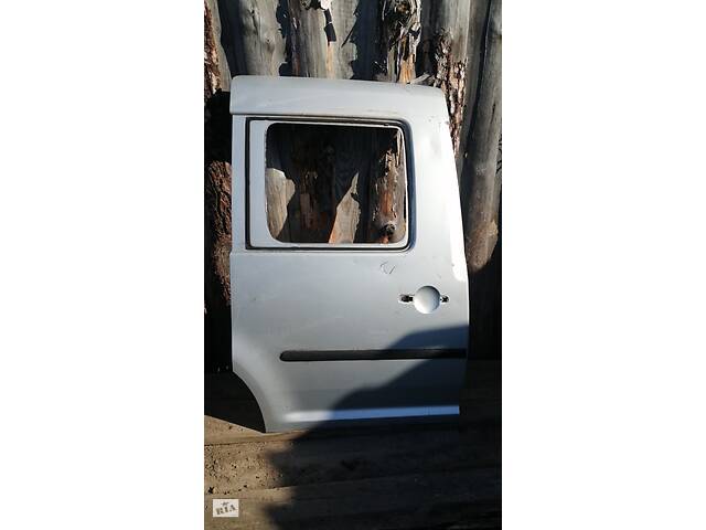 Б/у дверь передняя правая для Volkswagen Caddy 2004-2015 2K3843108A