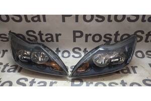 Б/у фара для Ford Focus 2008-2011 8M5113W030DE