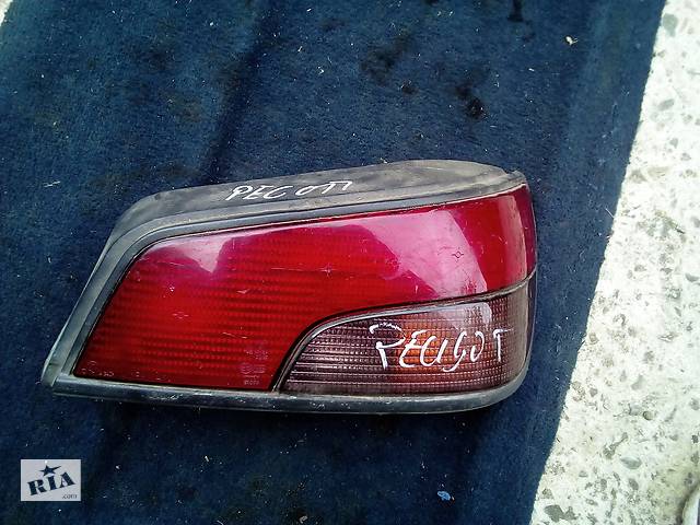 Б/у фонарь задний для Peugeot 306 Б/у фонарь задний для Peugeot 306