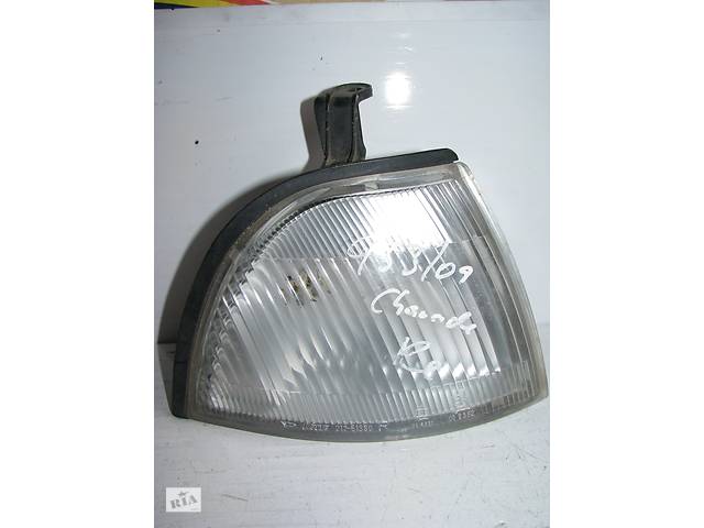 Б/у габарит п Daihatsu Charade IV 1993-1996, KOITO 212-51330 -арт№9100-