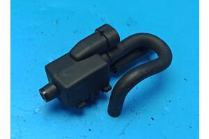 Б/у клапан вентиляции топливного бака для Opel Frontera 1992-1998 2.2i (клапан адсорбера)
