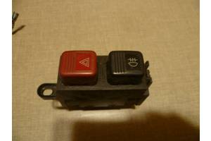 Б/у кнопка аварийки для Mazda 626 GD