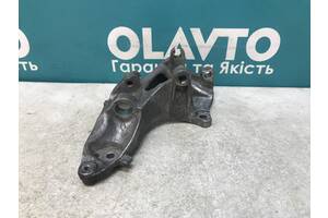 Кронштейн, тримач кріплення генератора Citroen C4 Picasso 2005-2010. Jumpy 2005-2010. 1.6 HDI.