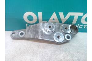 Б/у Кронштейн коробки передач КПП. Opel Astra J, GTC J, H, Corsa D, Meriva, Zafira B. Fiat Punto. Alfa Romeo Mito.