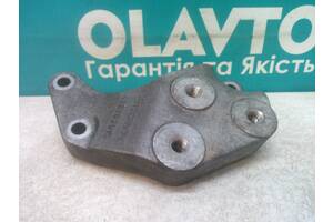 Б/у Кронштейн коробки передач КПП Opel Corsa 2006-2014. 13130732.