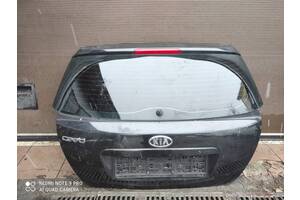 Б/у крышка багажника для Kia Ceed 2006-2010 73700-1H000