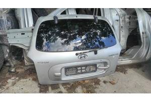 Б/у крышка багажника голая для Hyundai Santa FE 2000-2005  73700-26091