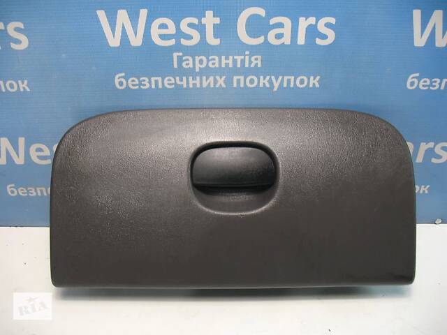 Б/У Кришка бардачка Transit 95VBV06024AEW. Найкраща ціна!