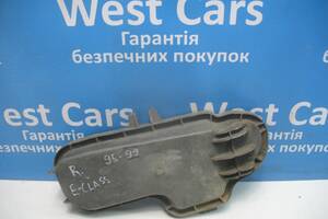 Б/У Кришка фари права 1995 - 1999 A2108200249 1995-1999
