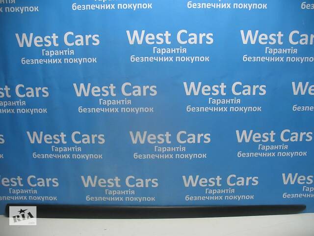 Б/У Молдинг/накладка передньої правої двері. Гарантована якість!