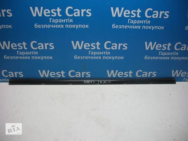 Б/У Молдинг під скло задніх правих дверей Rodius. Гарантована якість! 2004-2013