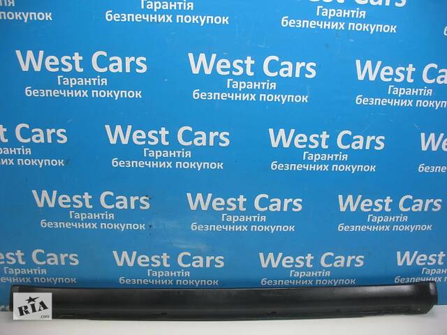 Б/У Накладка правого порогу зовнішня 2003 - 2009 91112AG120