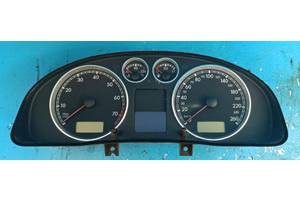 Б/у панель приборов/спидометр/тахограф/топограф для Volkswagen Passat B5 2000-2005 бензин
