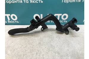 Б/у Патрубок системы охлаждения, трубка водяной помпы Citroen C4 Picasso 2005-2010. Berlingo 2005-2010. Jumpy. 1.6 HDI.