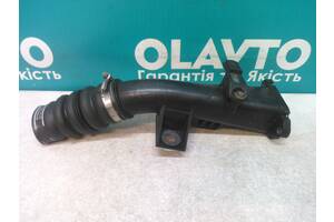 Б/у Патрубок интеркулера Citroen C4 2004-2011. Peugeot. Ford. Mazda 3. Volvo. 1.6 DIESEL. DV6. 9651411680.