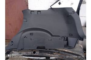 Б/у пластик багажника для Kia Sorento 2015-2020