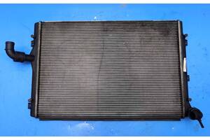 Б/у радиатор для Seat Altea XL 2007-2009 1.6TDI 2.0TDI 2.0TFSI