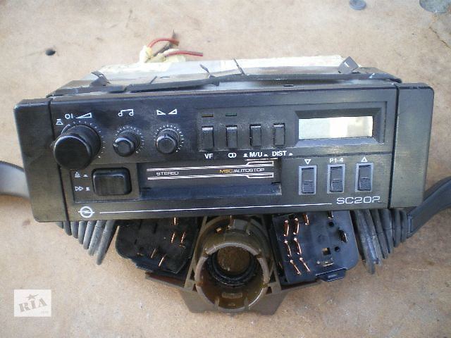 Б/у радио и аудиооборудование/динамики для легкового авто Opel
