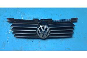 Б/у решетка радиатора для Volkswagen Bora 1998-2005