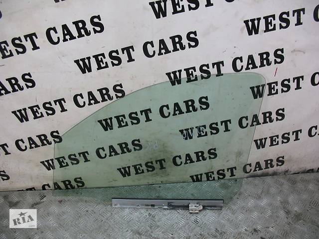 Б/У Скло передніх правих дверей на Опель Комбо 01-11г. 2001 - 2011