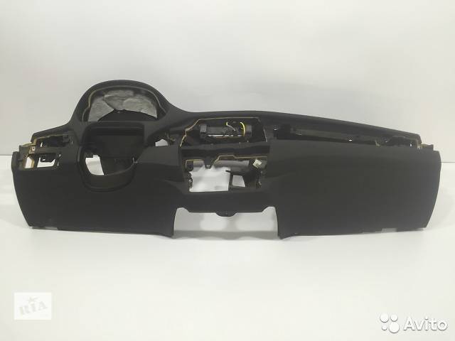 Б/у торпедо/накладка для легкового авто BMW X5 E70 черная