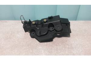 Б/у Защита ремня ГРМ, кожух топливной рейки Renault Kangoo 2008- . Megane II 2003-2008. Clio 3. 8200397012, 8200382140.