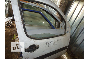 Б / у дверь передняя для легкового авто Fiat Doblo