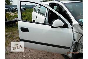Двері передня Opel Astra Classic 2005